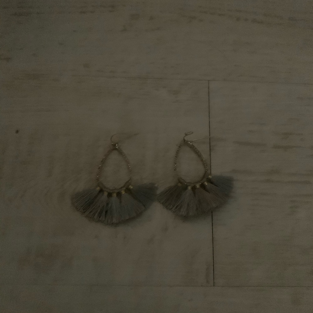Grey tassel hoop earrings drop gold boho trendy - Picture 3 of 4